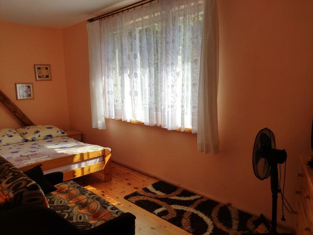 Apartamenty Wakacyjne Nad Jeziorem Juksty Mragowo Exterior photo